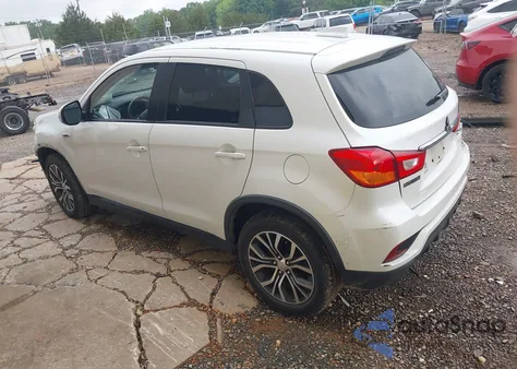 2019 Mitsubishi Outlander Sport 2.0 Es z USA, uszkodzony, nr VIN JA4AP3AU3KU031574